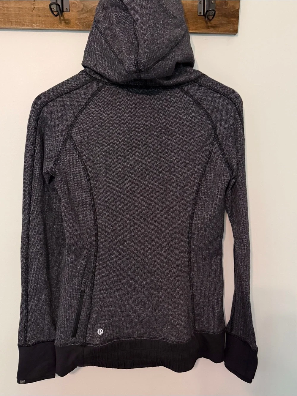 Lululemon Think Fast Pullover Hoodie Heathered Herringbone Black Gray Athletic